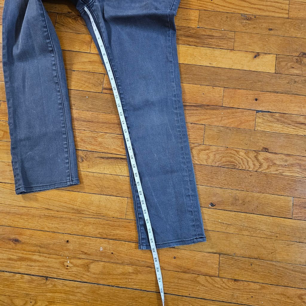 John Varvatos Bowery Gray Slim Straight Jeans 32x28 - Picture 3 of 8